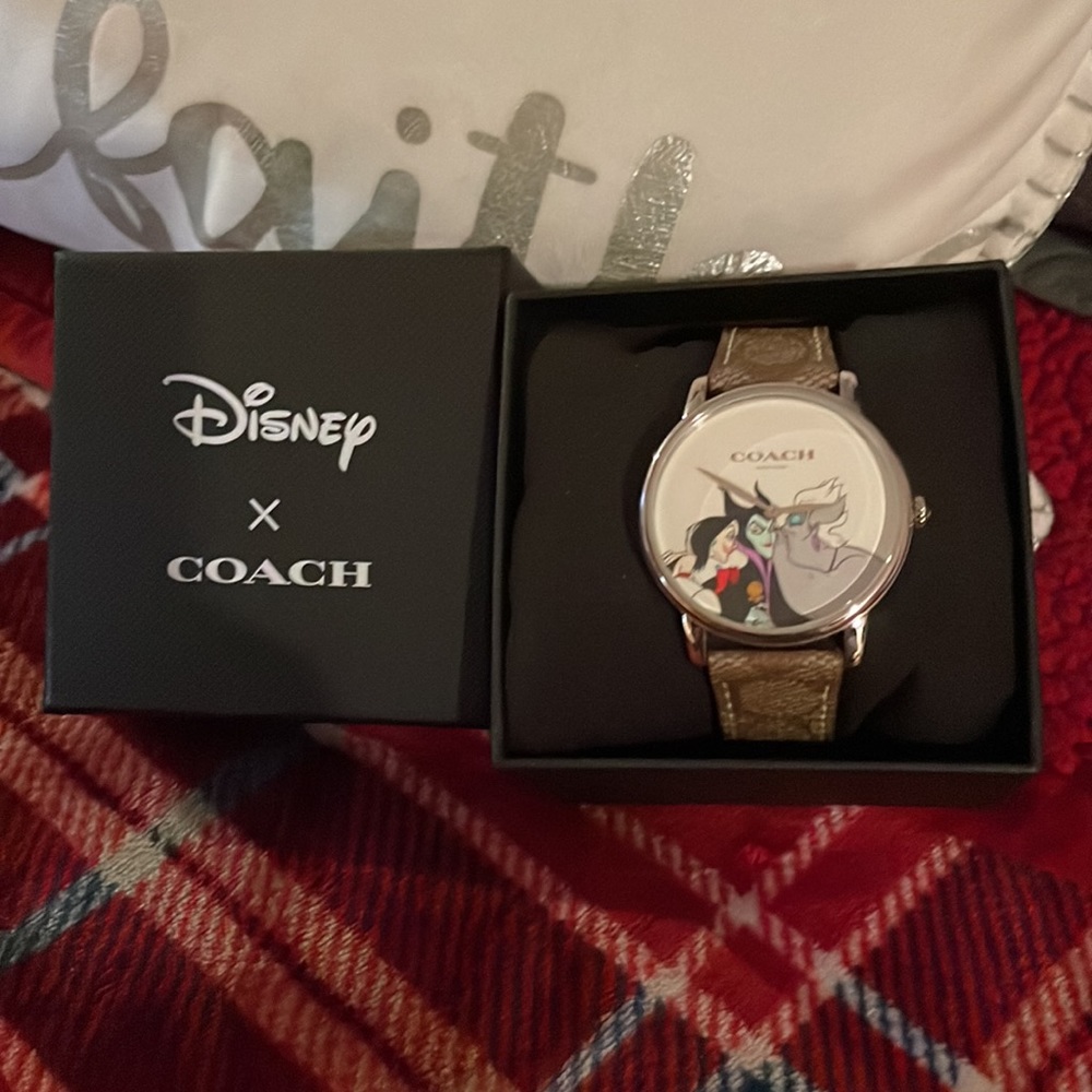 Disney X Coach Villains Grand Watch 40 mm